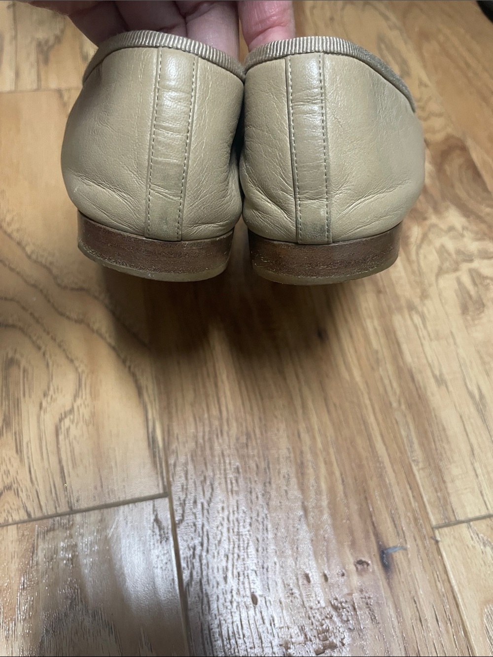 CHANEL Taupe Leather Ballet Flats with Gold Cap Toe - Picture 5 of 6
